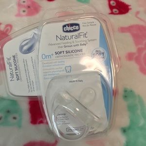 👶🏻🚨BRAND NEW🚨2pk Chicco Silicone Pacifier